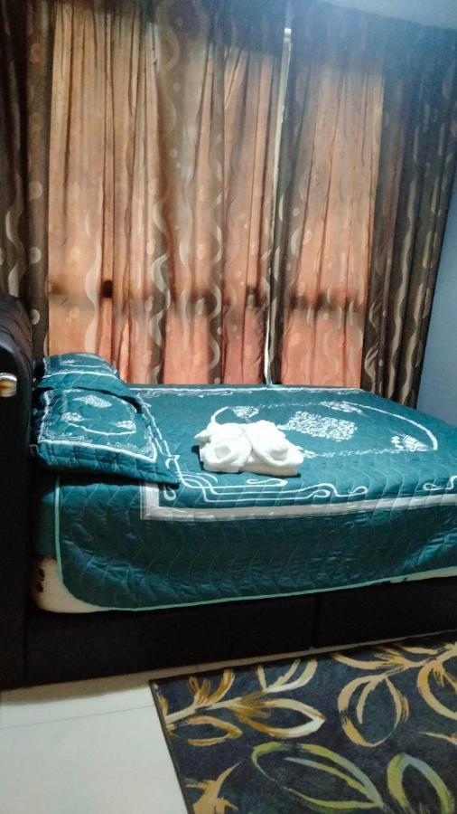 Sleep Over At Regalia Kuala Lumpur- Private *
