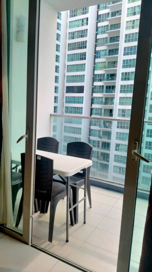 Homestay Sleep Over At Regalia Kuala Lumpur- Private Kuala Lumpur