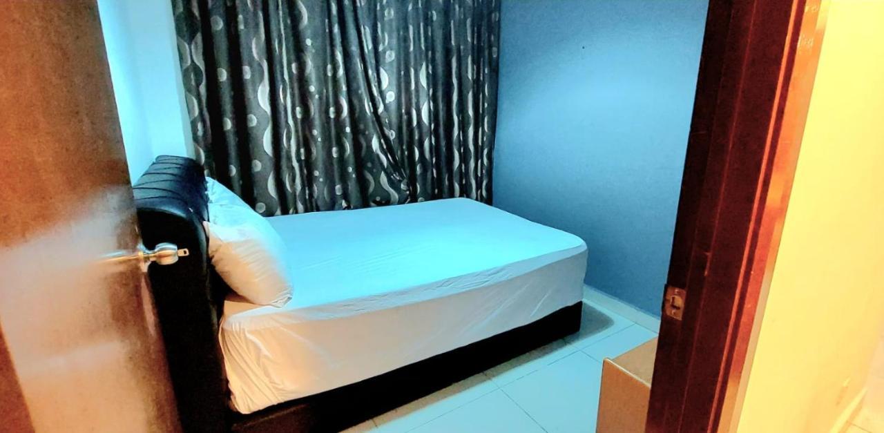 Homestay Sleep Over At Regalia Kuala Lumpur- Private *