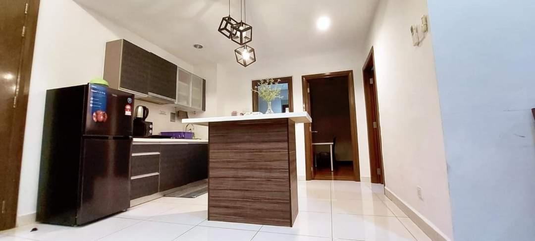 Sleep Over At Regalia Kuala Lumpur- Private Homestay
